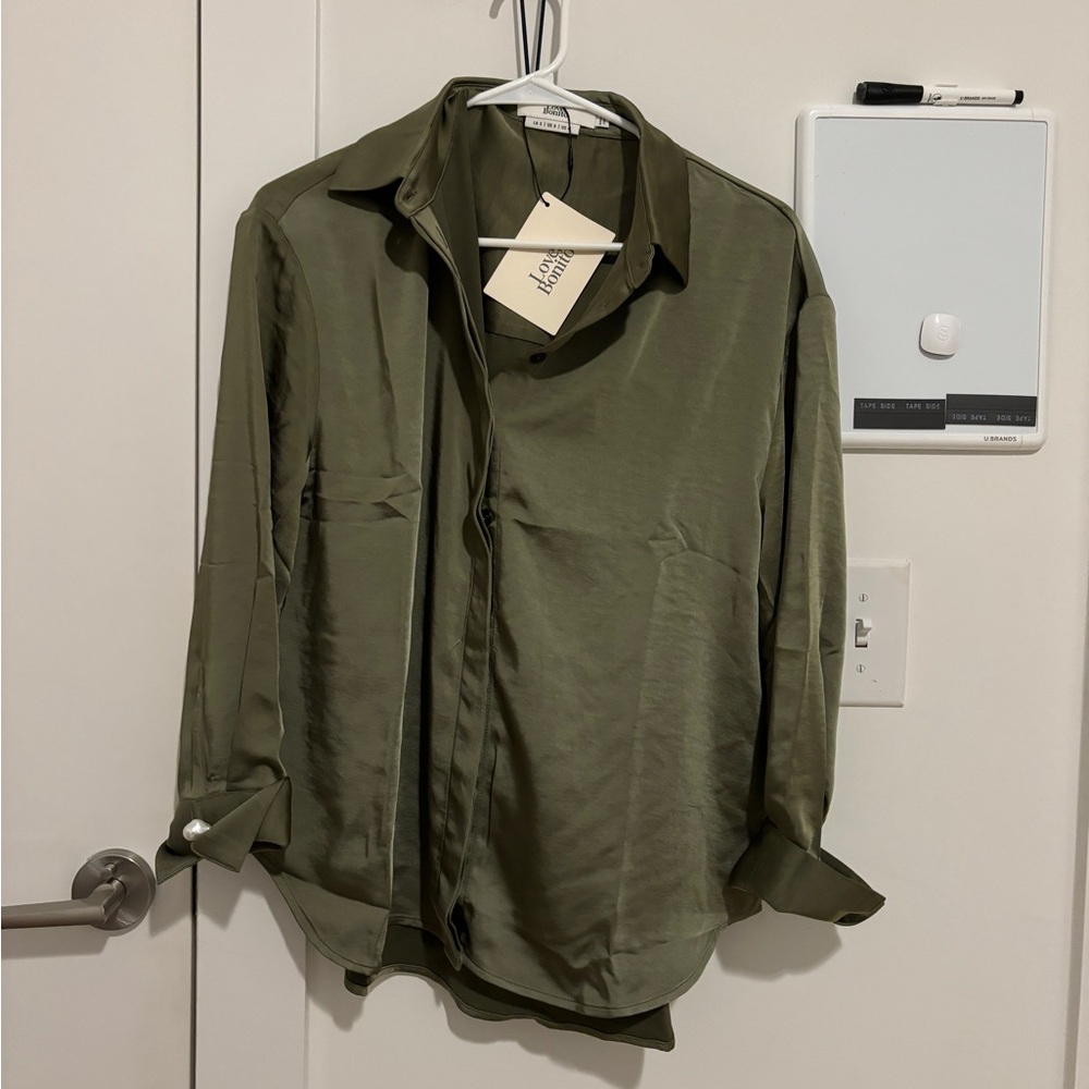 [NWT] sage green button down size S